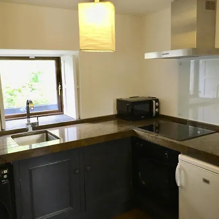 Σπίτι διακοπών Fernery Garden Cottage, Near *