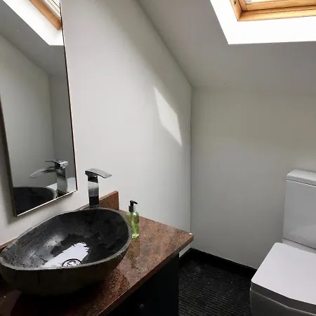 Σπίτι διακοπών Fernery Garden Cottage, Near *